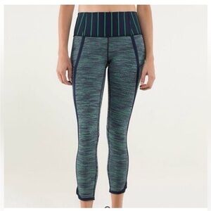 Lululemon can’t stop crop leggings - size 10